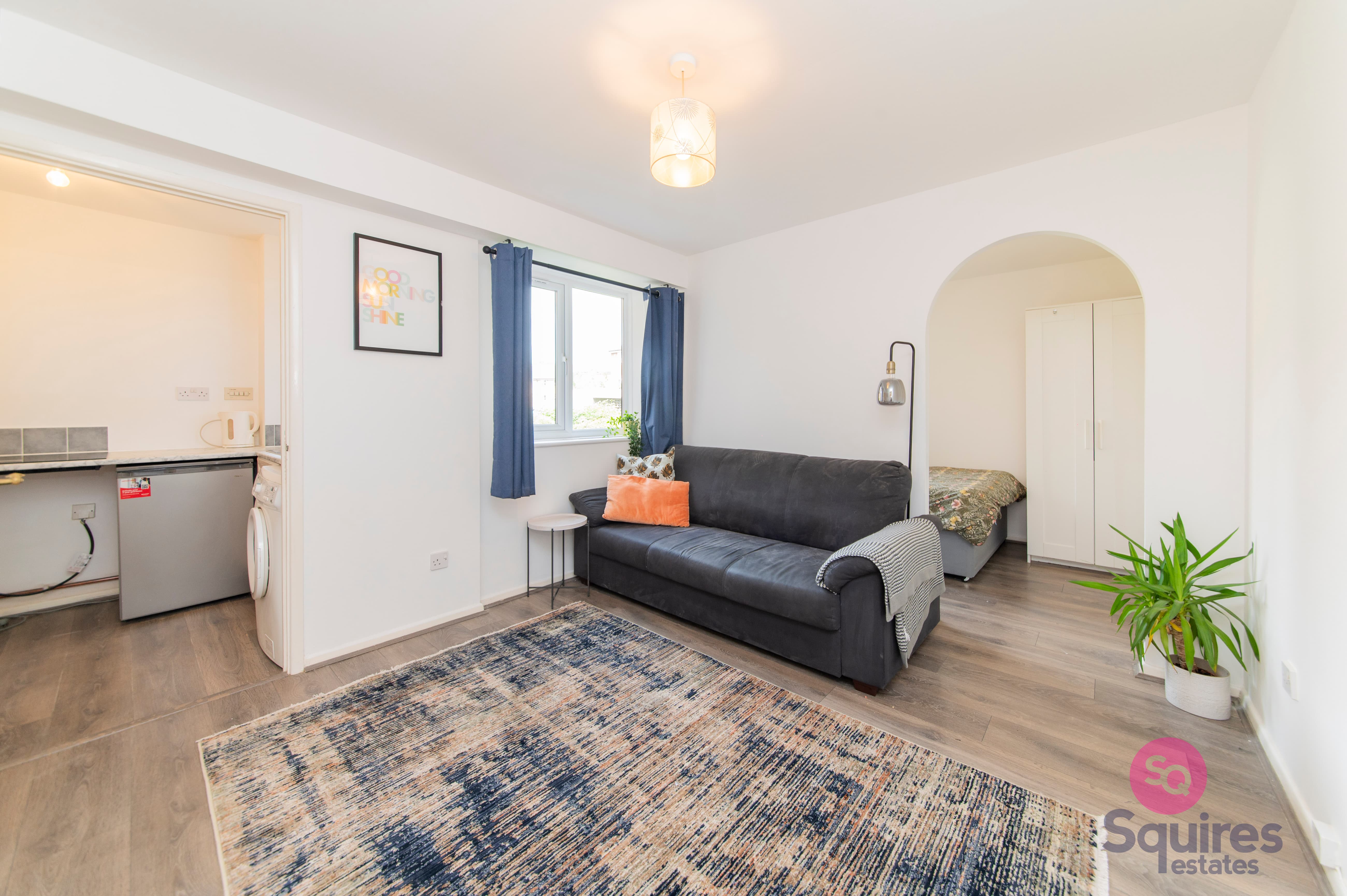 Taunton Drive, London, N2