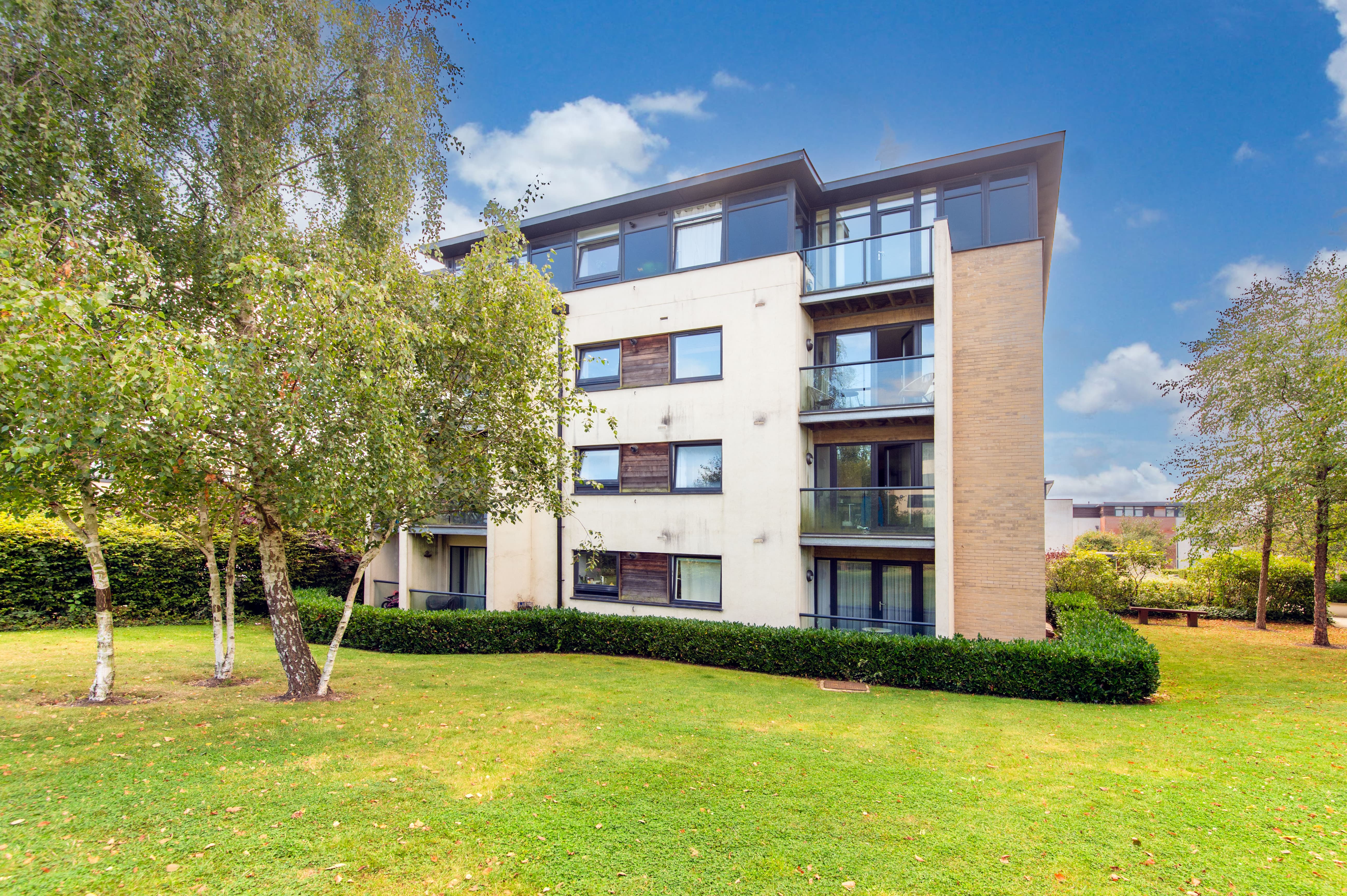 Peacock Close, Hay House, NW7
