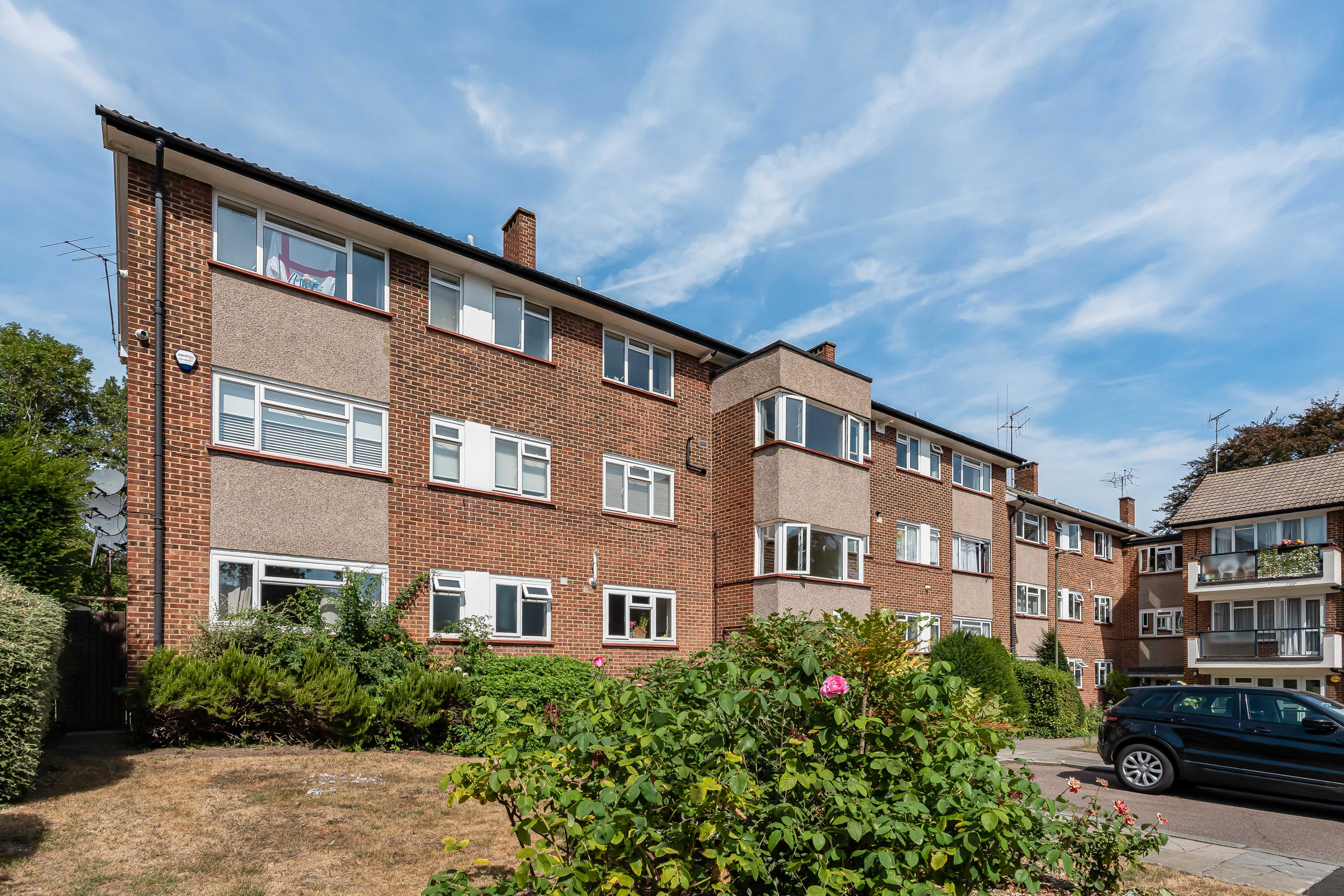 Holders Hill Road, London, NW4