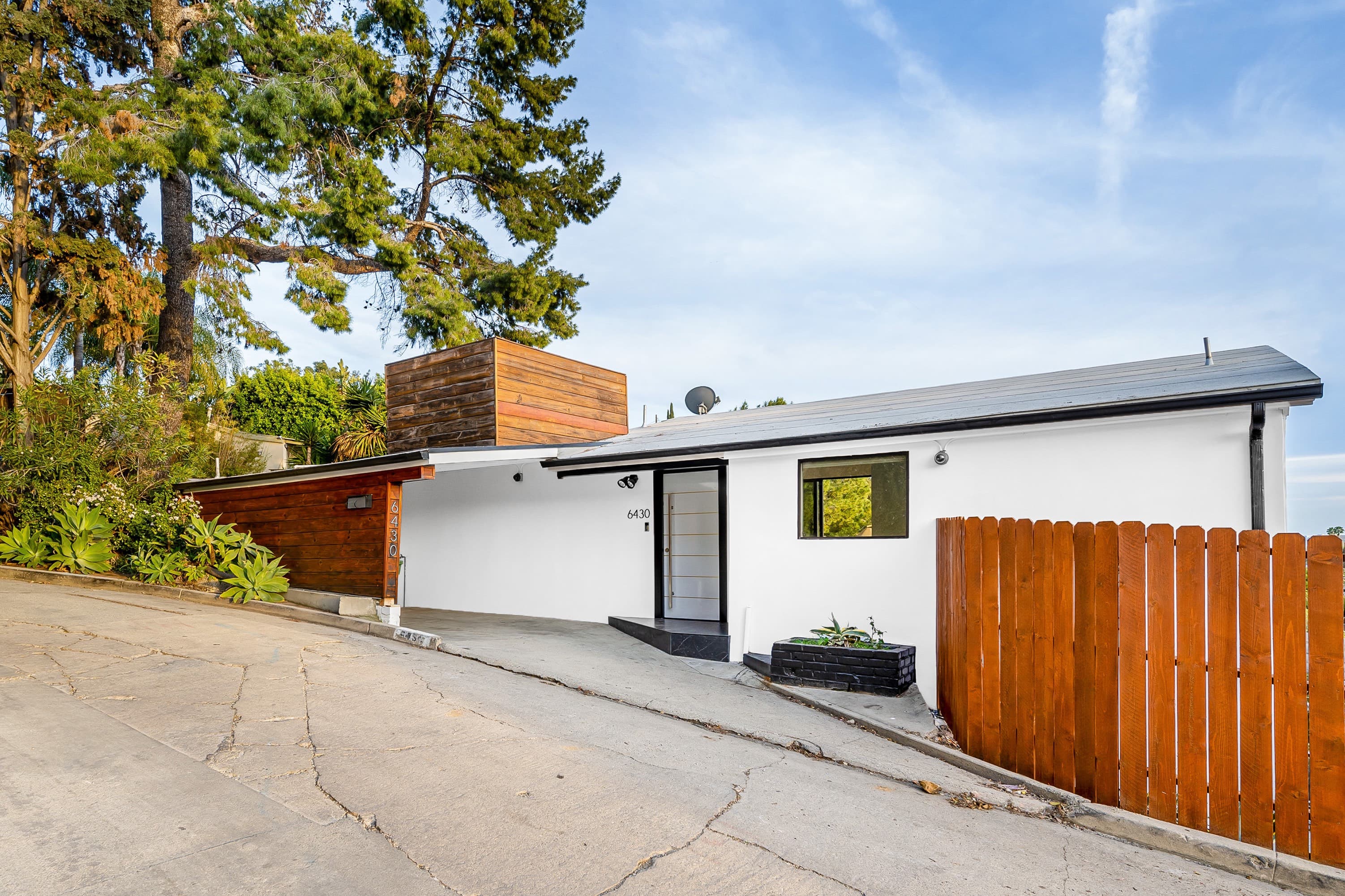 6 Essential Tips for Downsizing