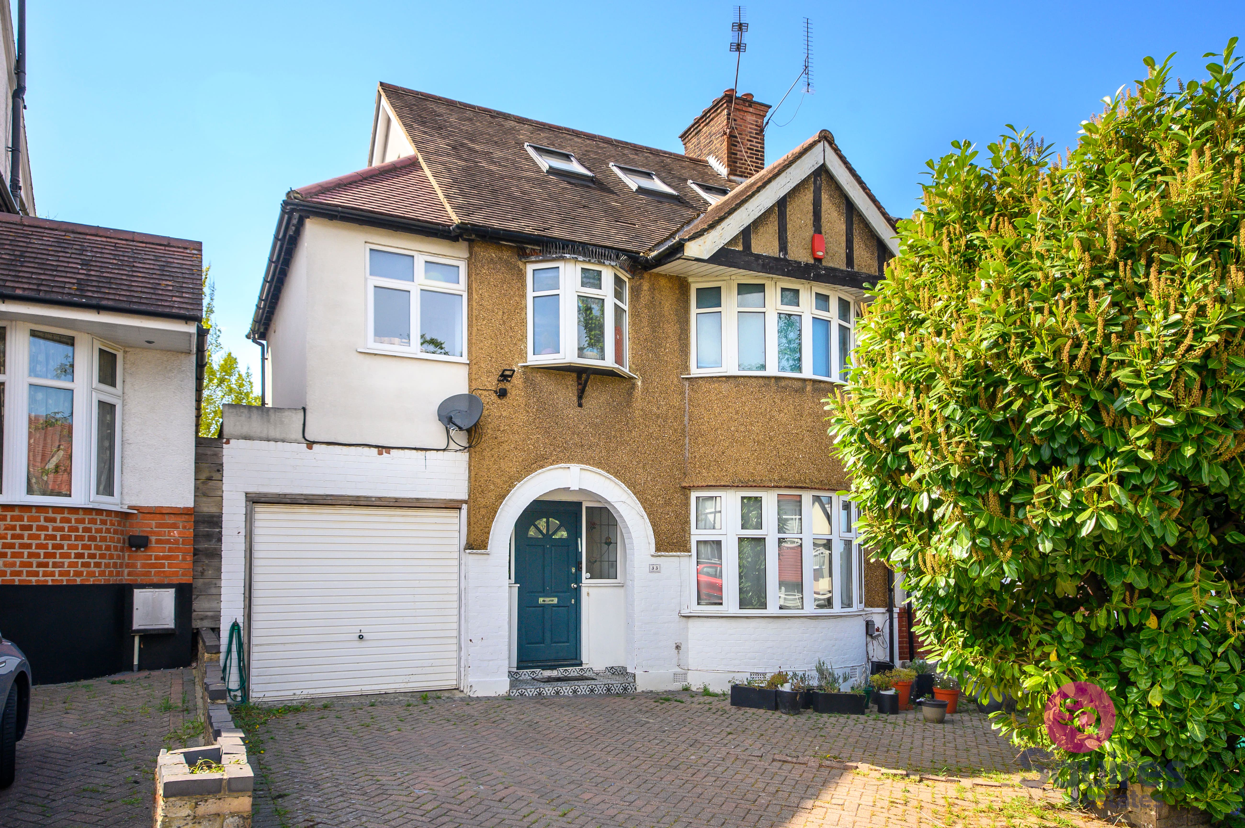Rowsley Avenue, London, NW4