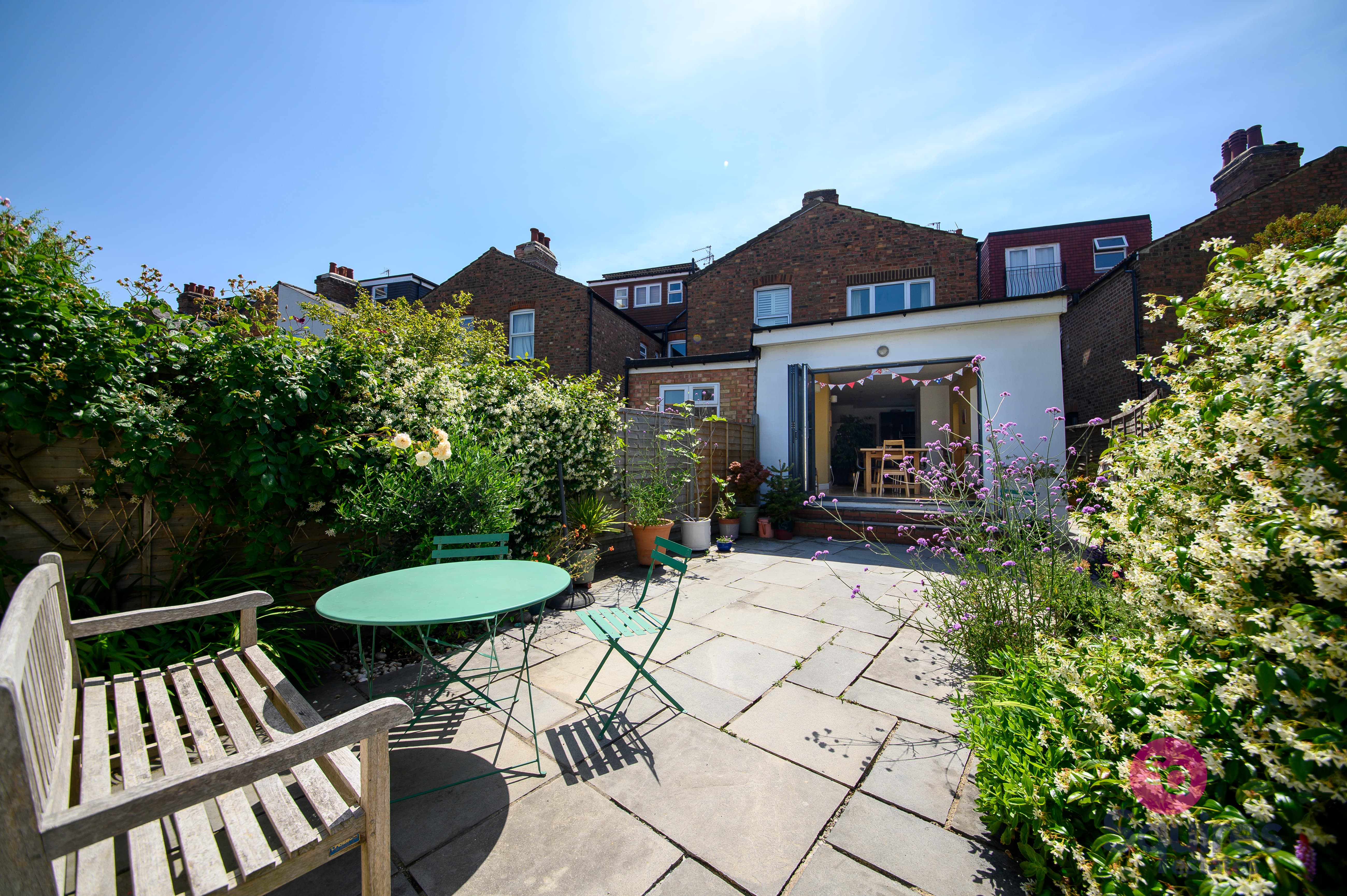Richmond Road, London, N2