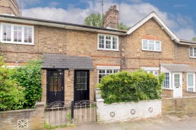 View Full Details for Manor Cottages Approach, London - EAID:squiresapi, BID:1