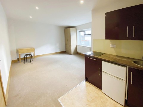 View Full Details for Sunny Place, Hendon - EAID:squiresapi, BID:3