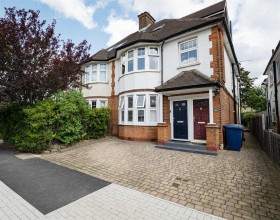 View Full Details for Woodland Way, Mill Hill - EAID:squiresapi, BID:2